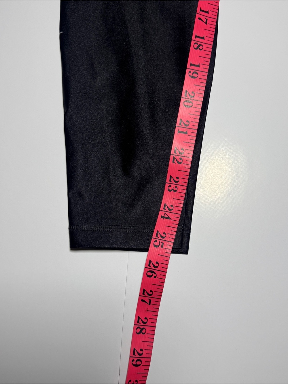 lululemon x Peloton Satin Shine High-Rise Tights 25” | Size 6 - Picture 7 of 7